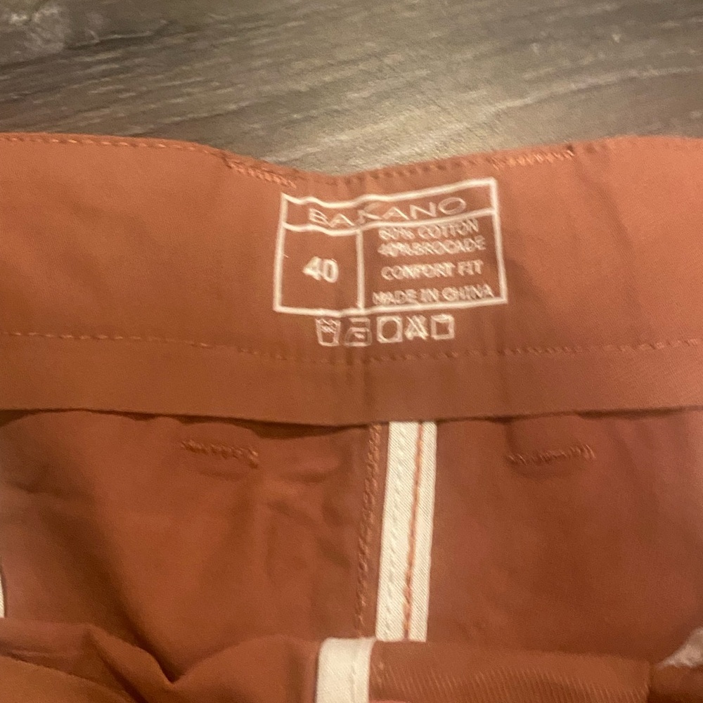 Bakano Womens Bermuda Shorts Size 40 NWOT - Picture 2 of 3